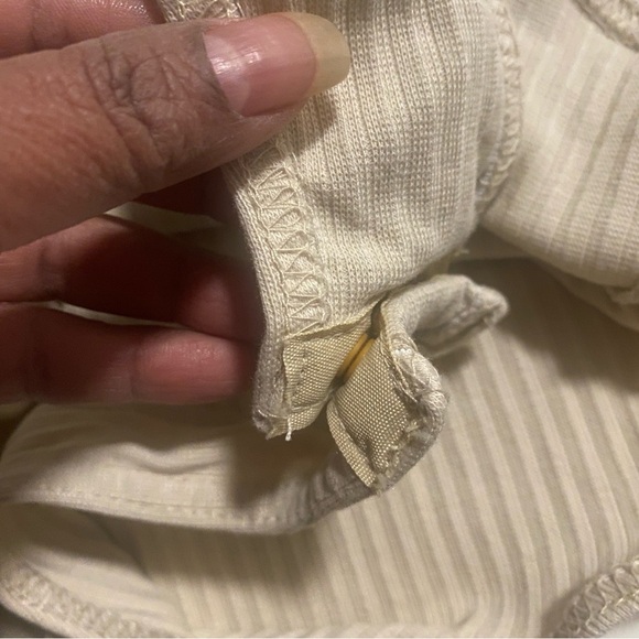 EUC FREE PEOPLE PLEAT FRONT CHINO PANTS IN KHAKI GREEN & WITH BODYSUIT - SIZE 10 - Picture 15 of 16